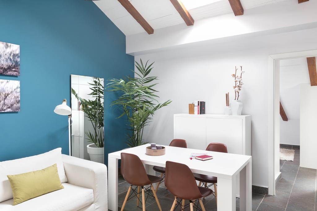 Carretas Attics Apartments Madrid Exterior foto